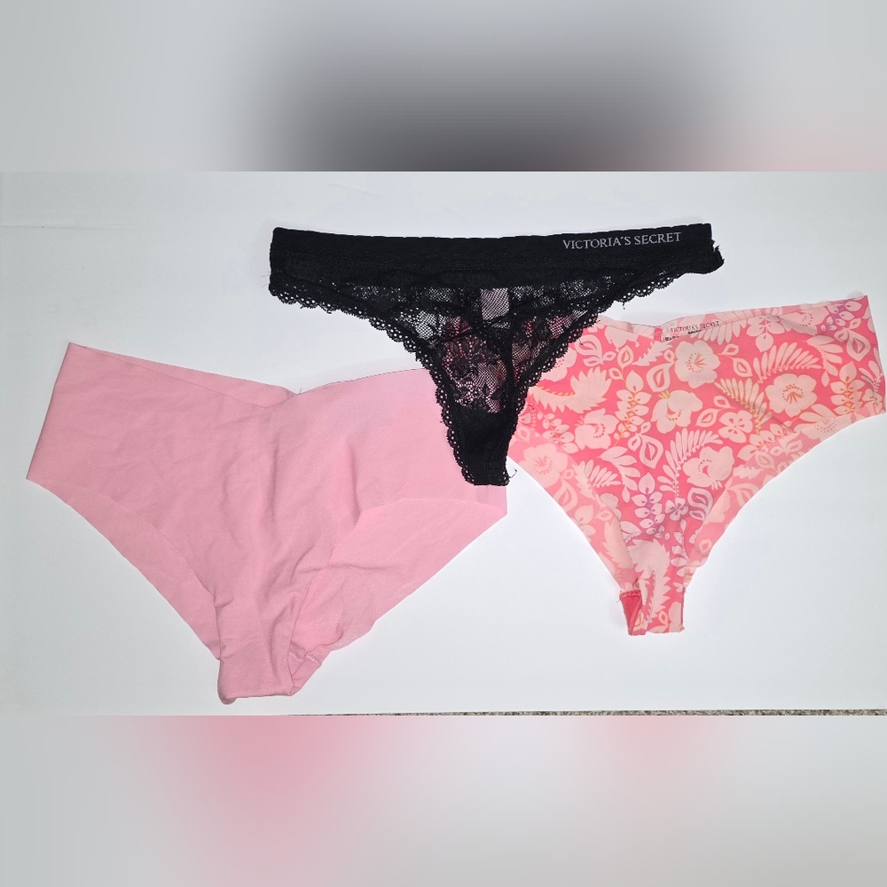 Victoria’s Secret Panty Bundle | Size Large (Set of 3)